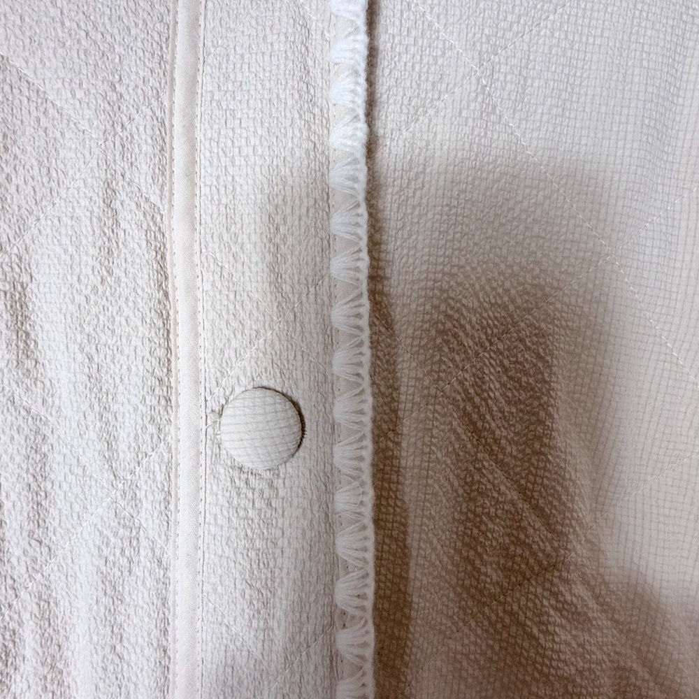 Bagatelle Quilted Jacket Lightweight cream Embroidered Edges Size Large (C) - Picture 4 of 5